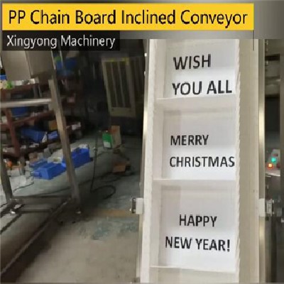 PP chain plate high angle conveyor