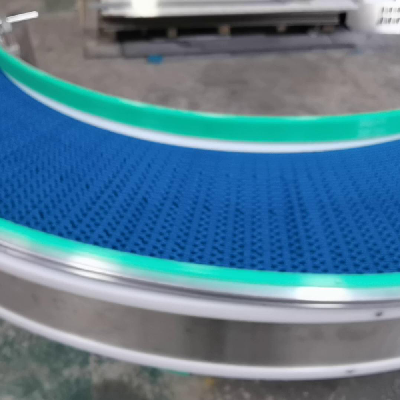 Elevator - S type conveyor blue chain plate