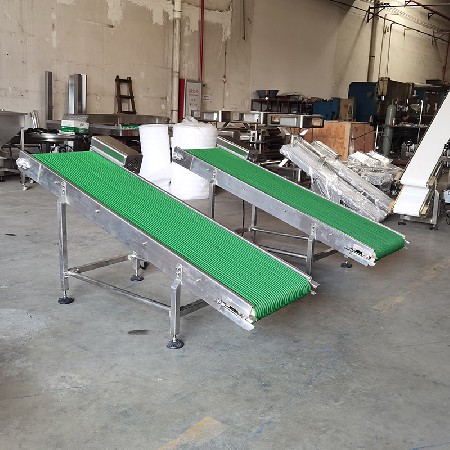 products conveyor