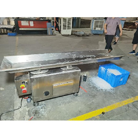 Fast reverse horizontal conveyor 8