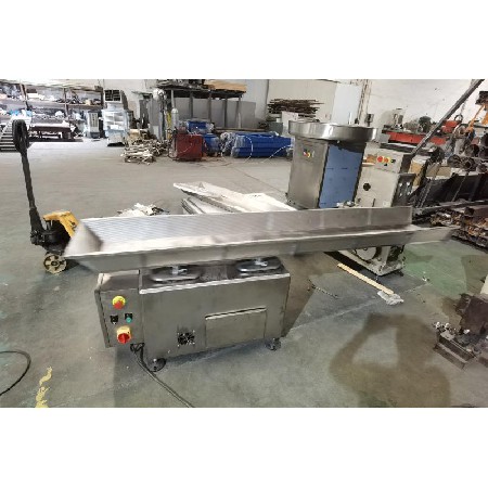 Fast reverse horizontal conveyor 6