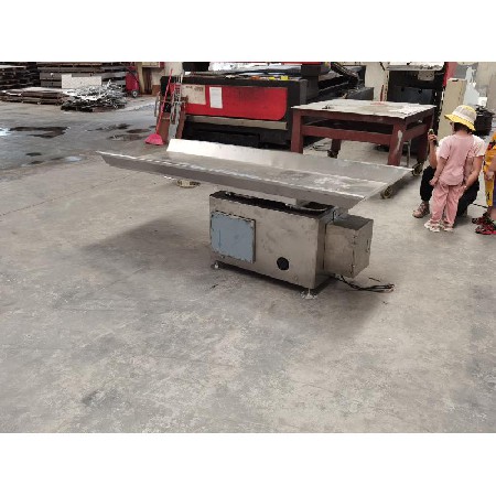 Fast reverse horizontal conveyor 5