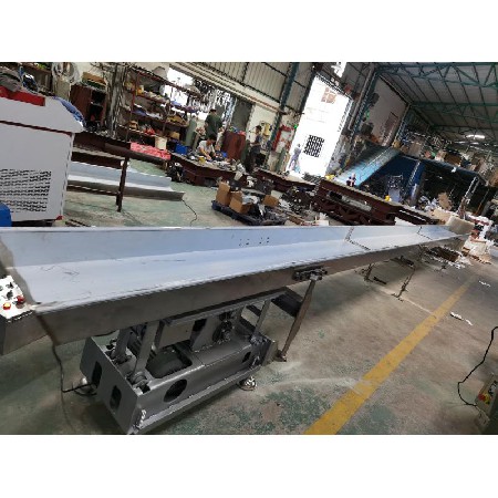 Fast reverse horizontal conveyor 1